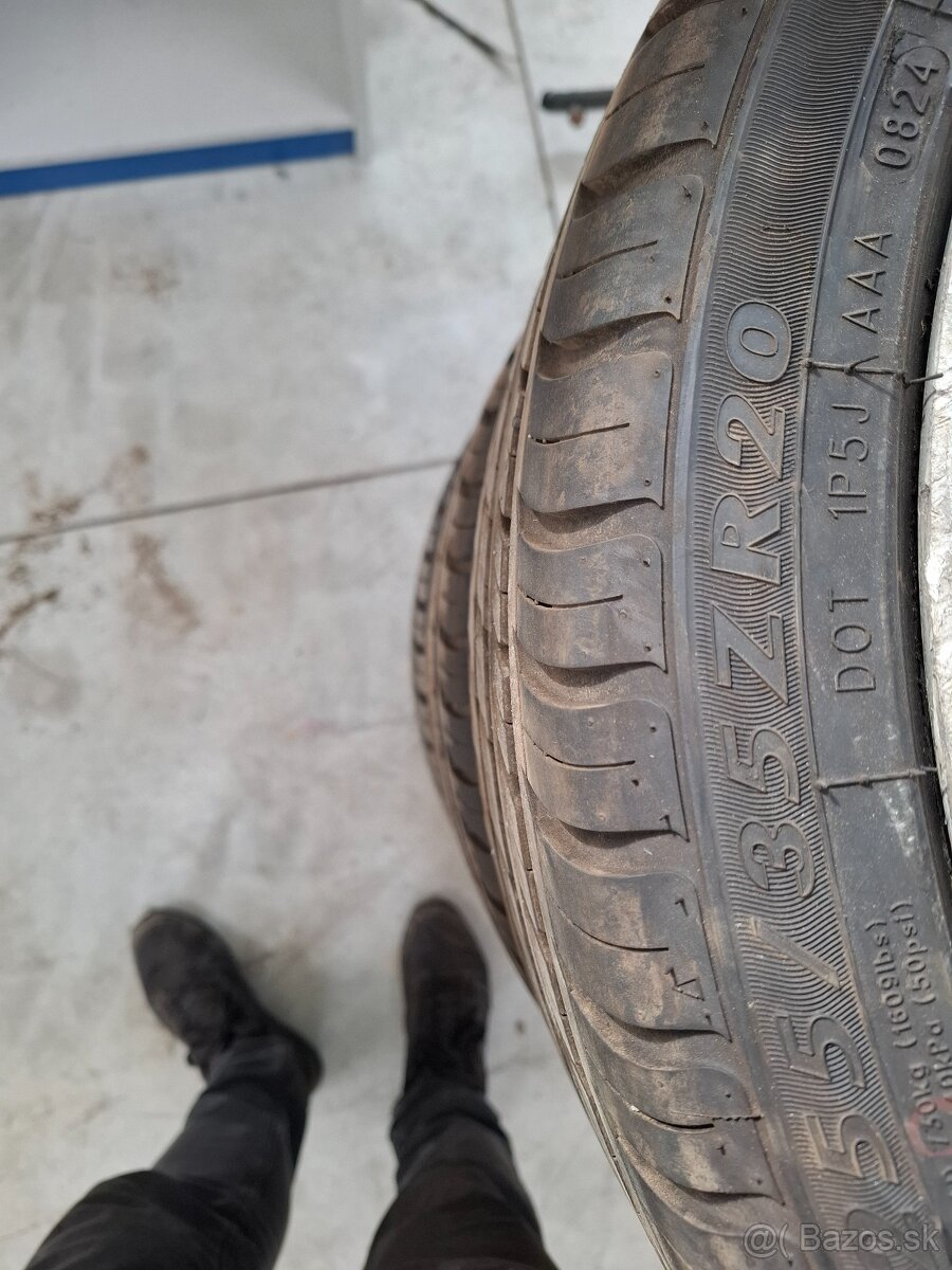 Audi A5 255/35 R20 - 3