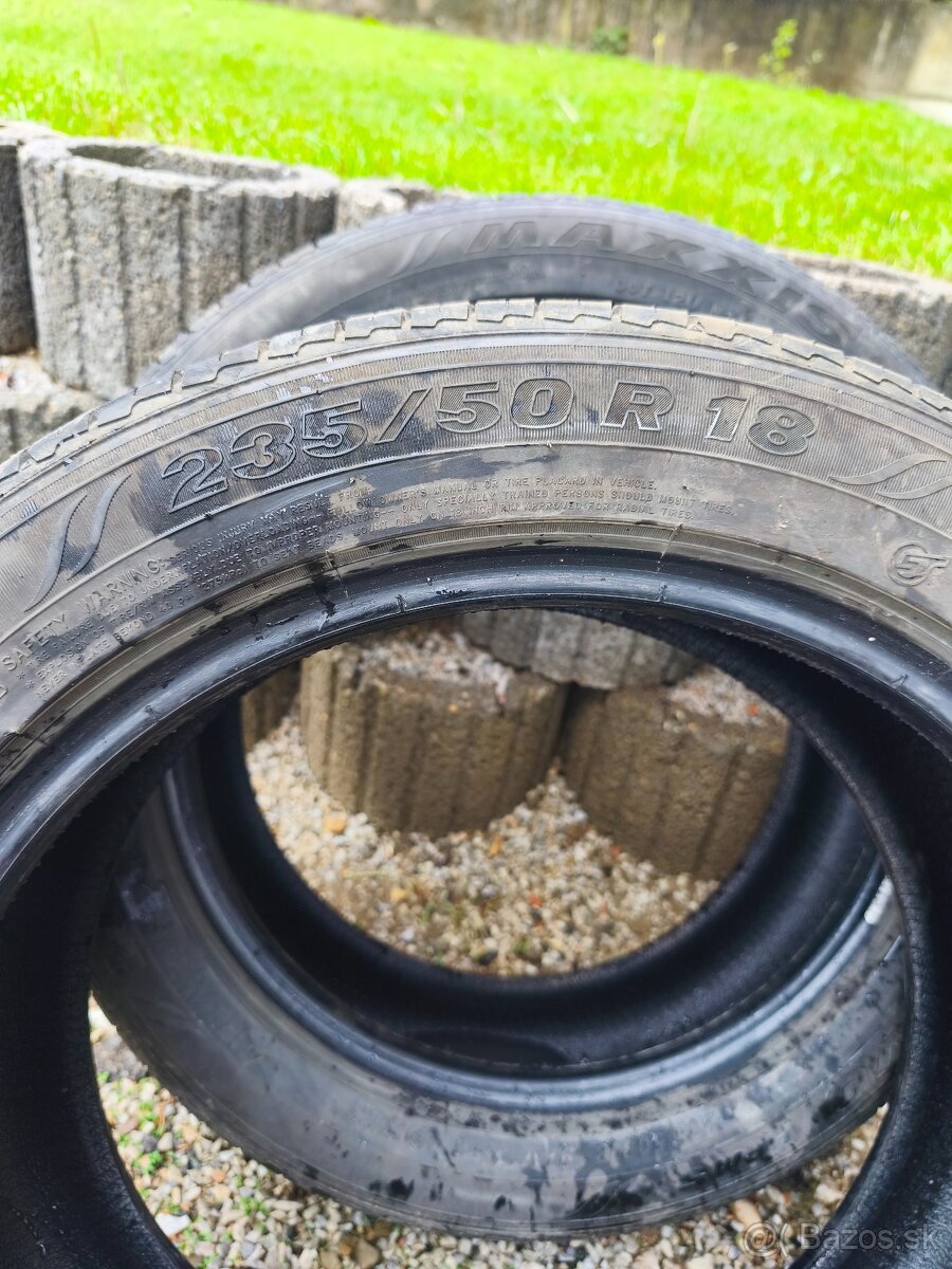 235/55 R18 letne - 3