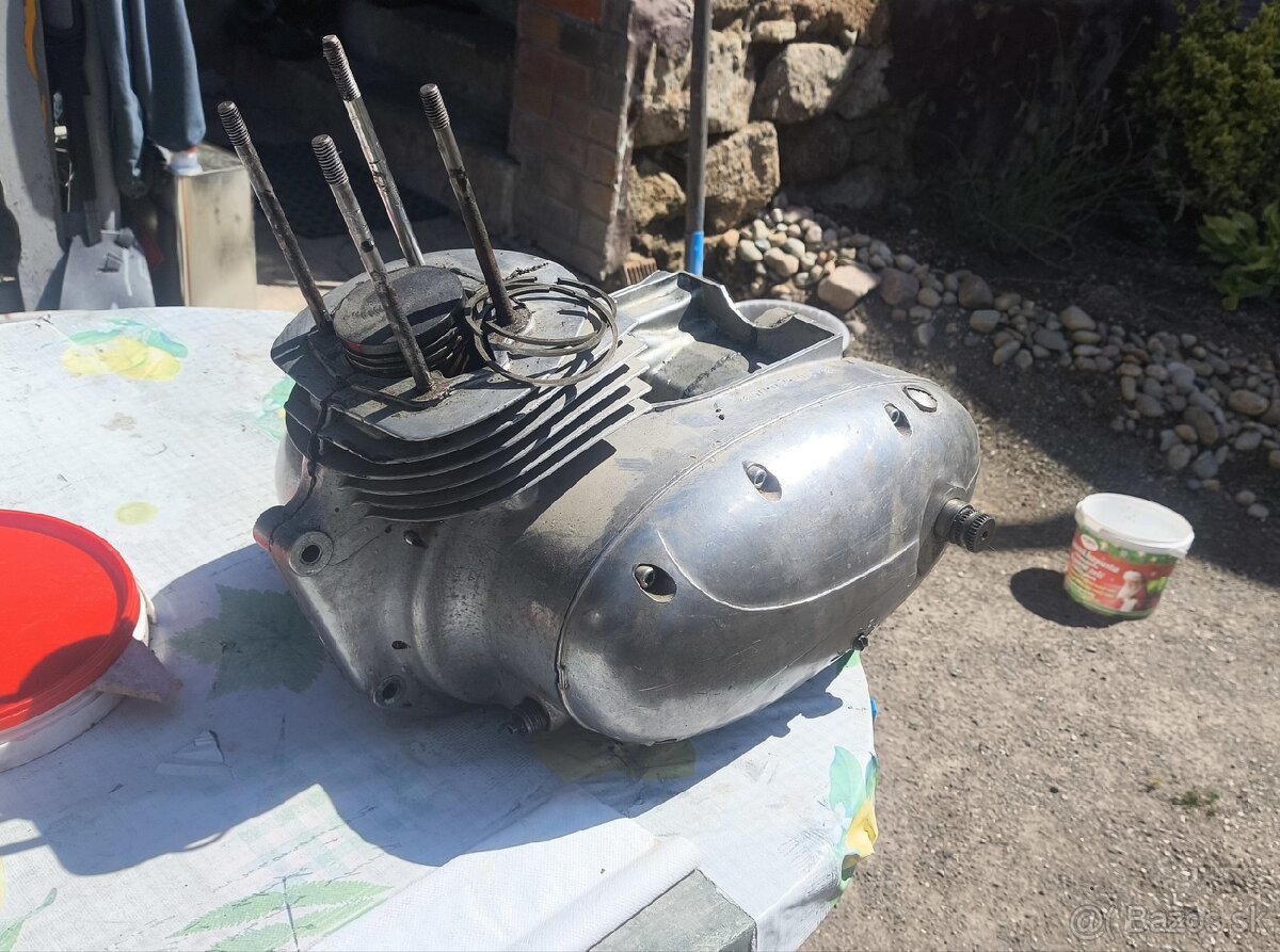 Predám motory ČZ 175 - 3