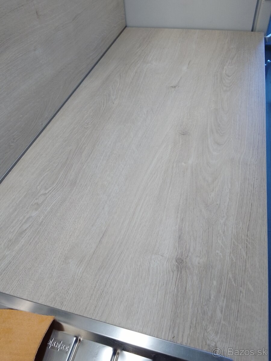 Kuchyňská pracovná doska. - 3