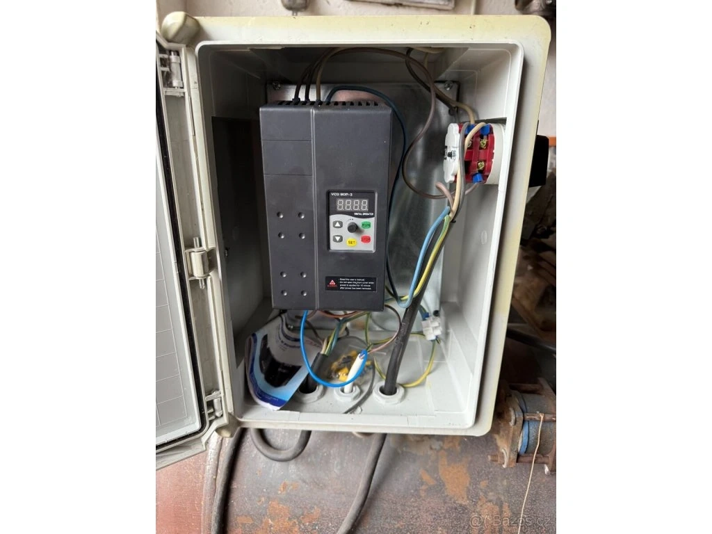 Frekvenční měnič / Softstarter pro rozběh elektromotoru_Nový - 3
