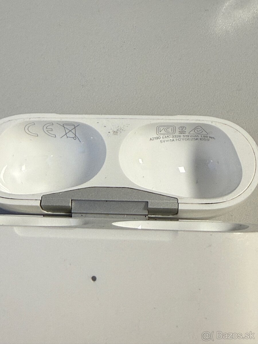 Apple AirPods Pro (1. generácia) - 3