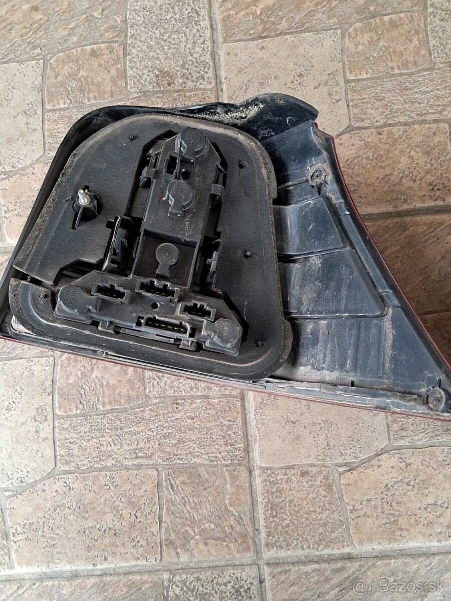 Predám zadné svetlá golf - 3