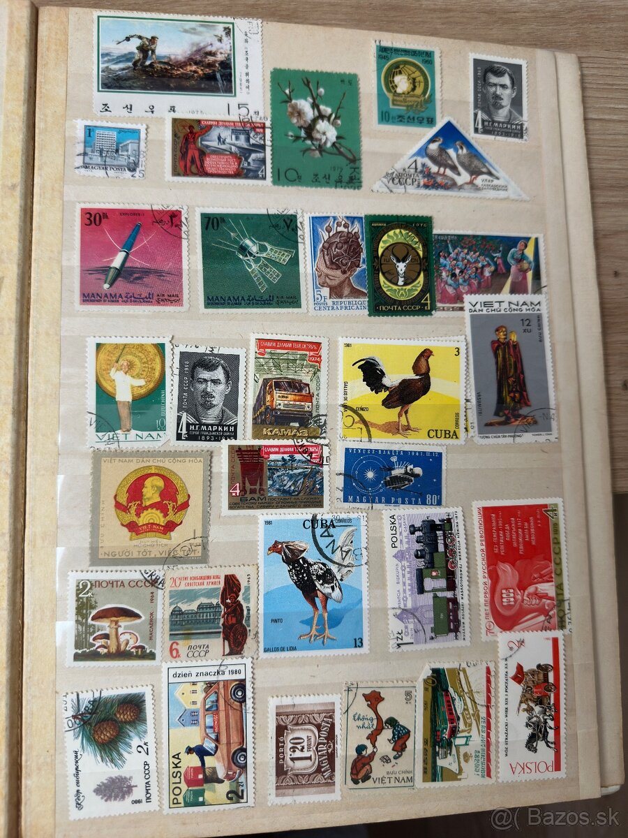 2 albumy poštových známok - 3