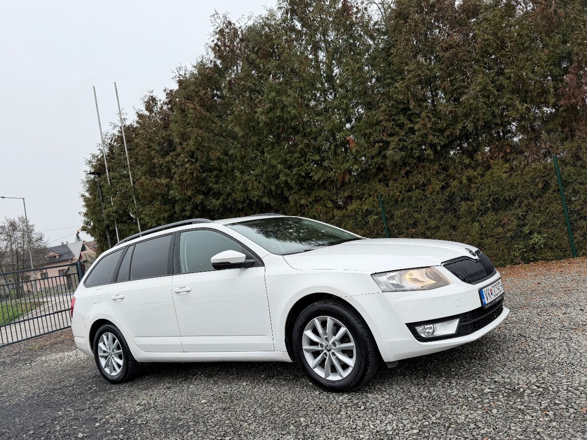 Škoda Octavia Combi 1.6 TDI Elegance - 3