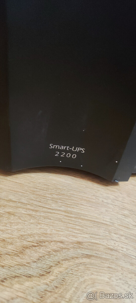 APC Smart-UPS 2200 - 3