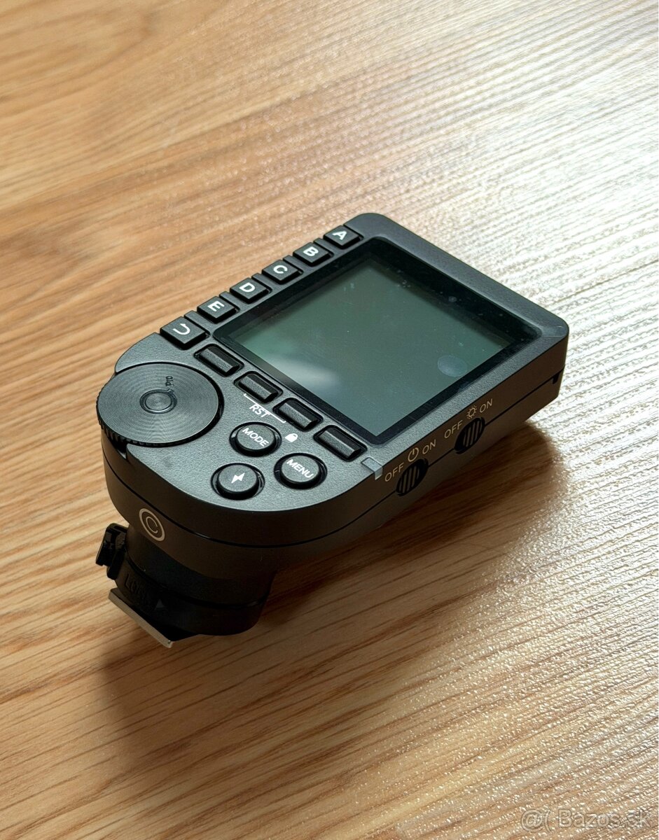 Neewer QPro (c) odpalovač blesku pre Canon - 3