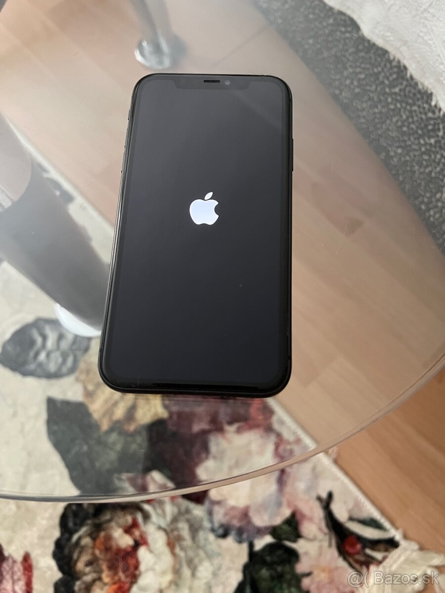 Predám iPhone 11 64GB farba: čierna - 3