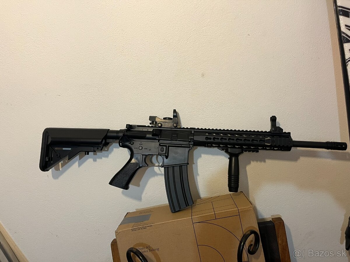 Airsoft M4 CBQ puška/zbraň s príslušenstvom - 3
