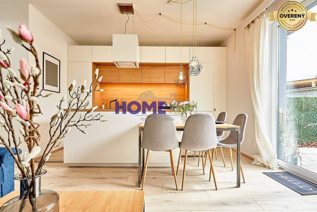 NOVOSTAVBA 4 IZB. RD S UPRAVENOU ZÁHRADKOU, TERASOU A PARKOV - 3