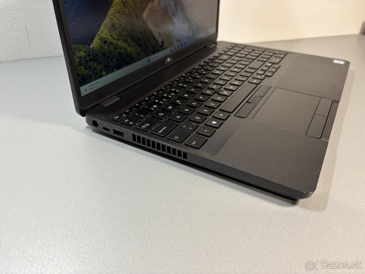 #102 Dotykovy Dell Latitude 5500/32GB RAM/512GB SSD - 3