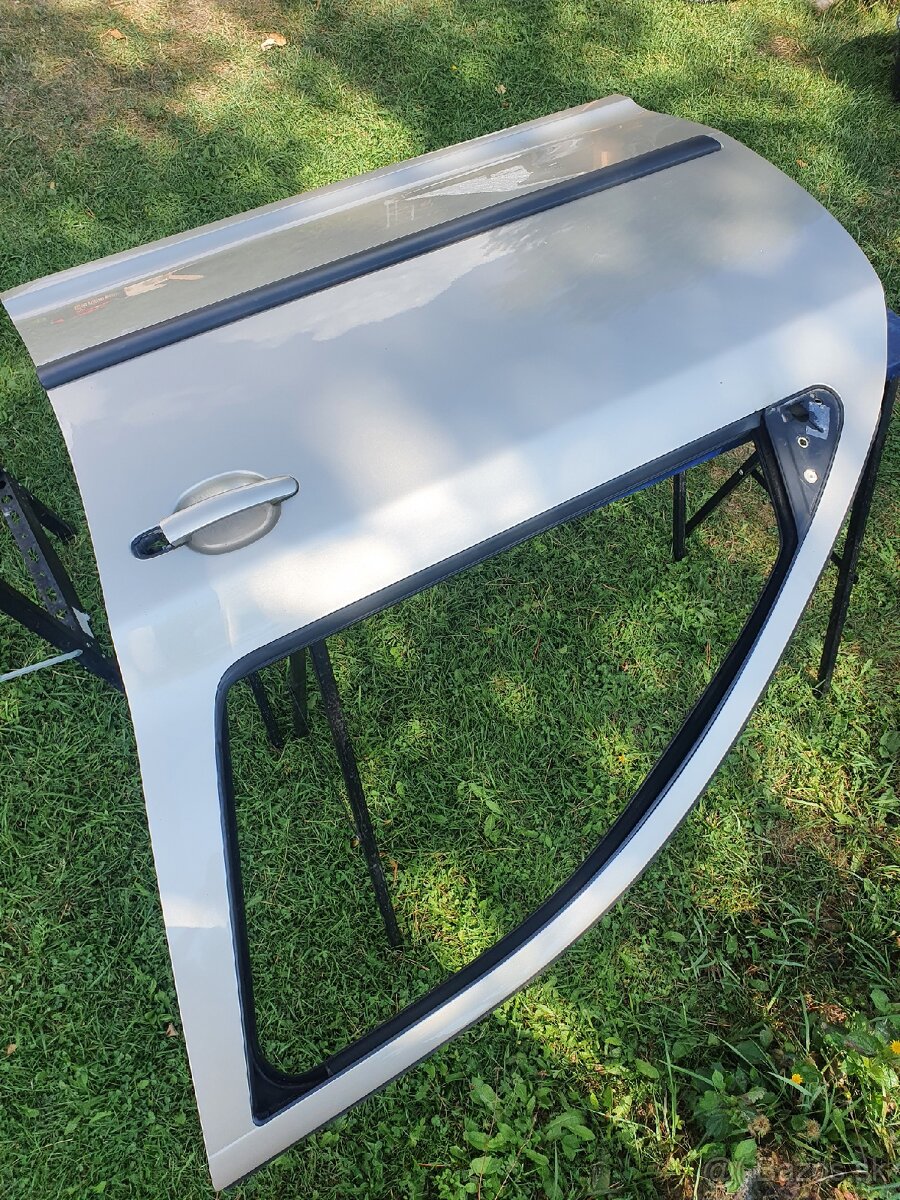 Predám LP dvere Octavia 2 - 3