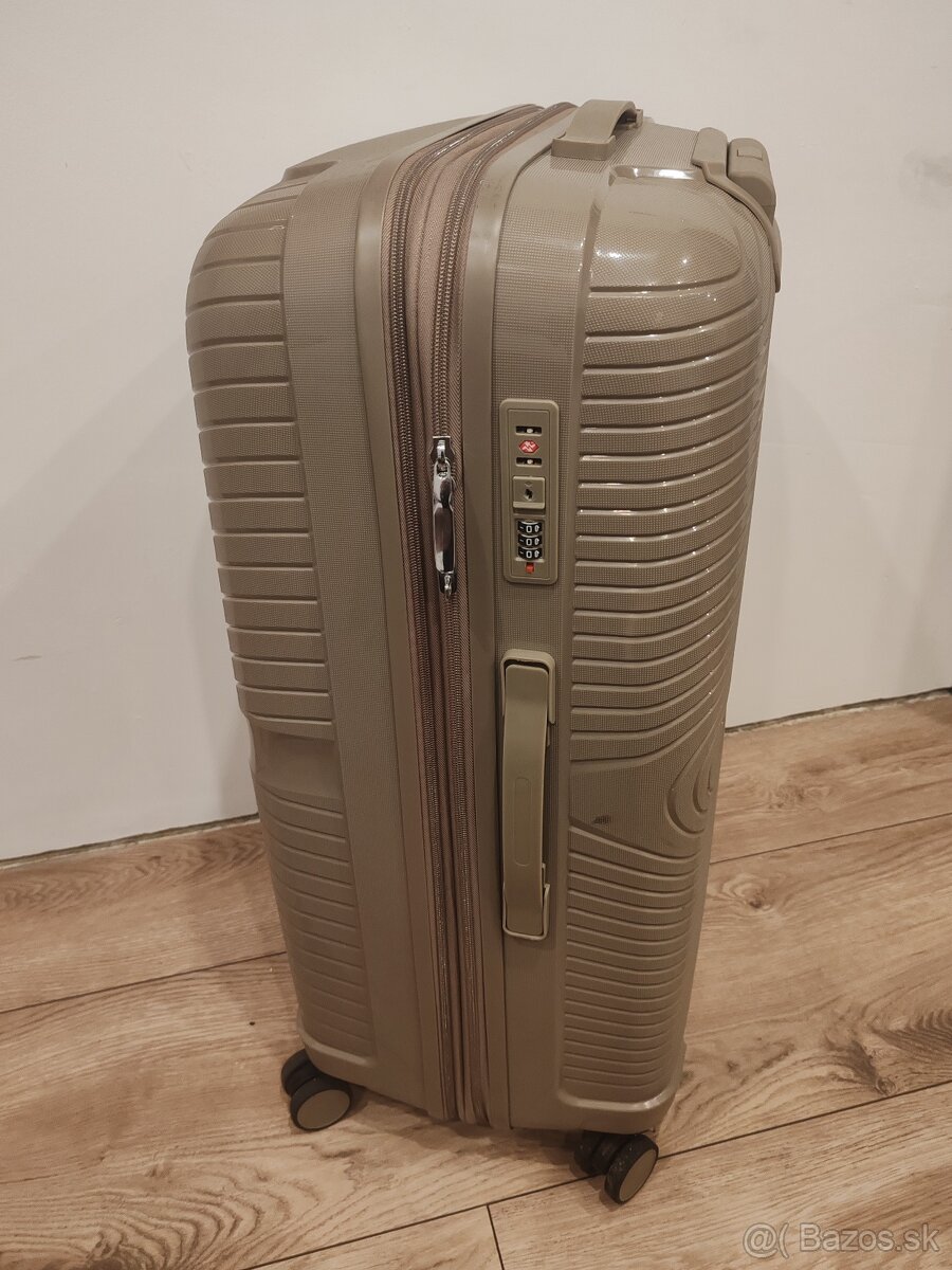 Predám cestovný kufor - 3