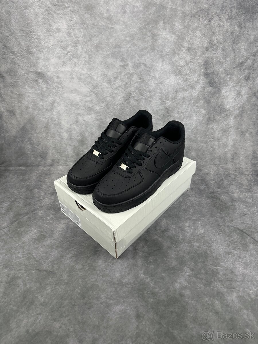 Nike Air Force 1 Čierne - 3
