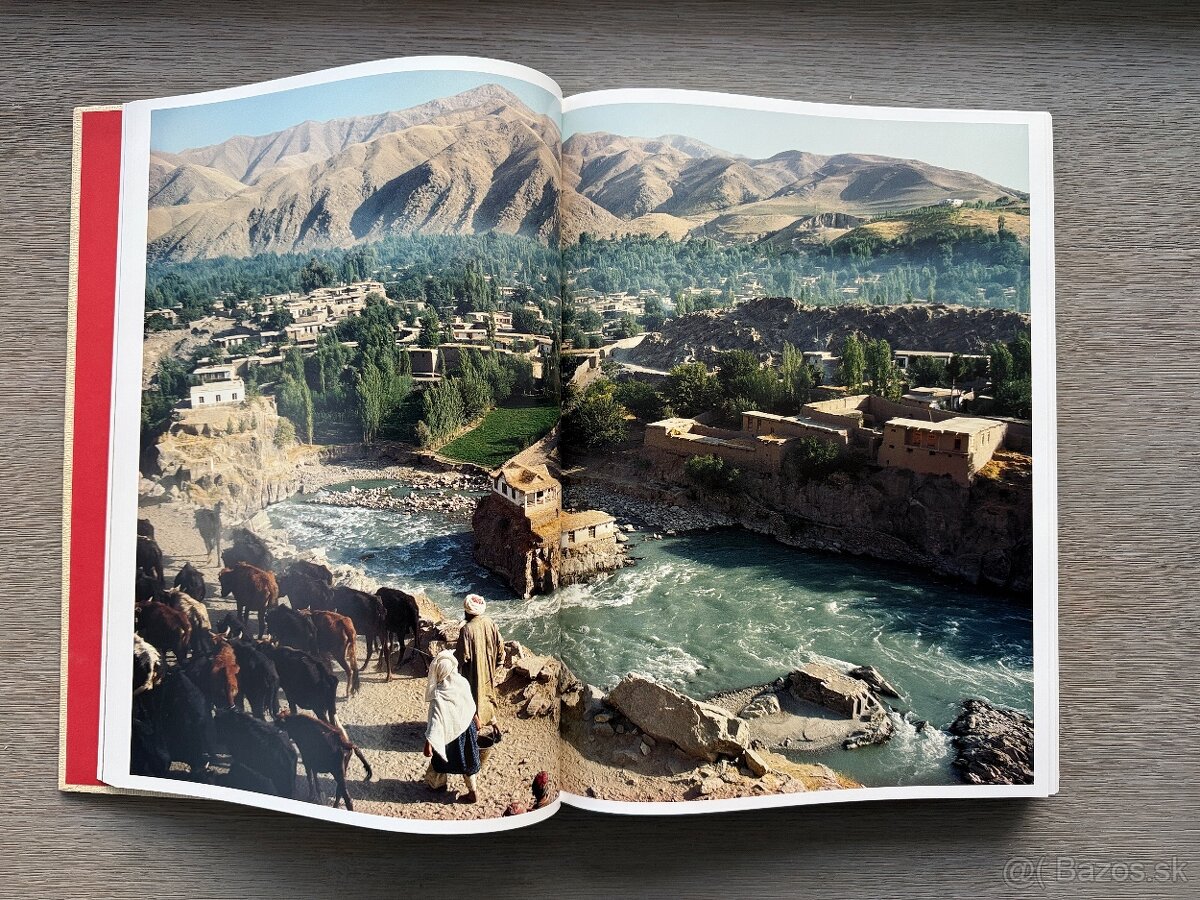 nové knihy National Geographic Around the World - 3