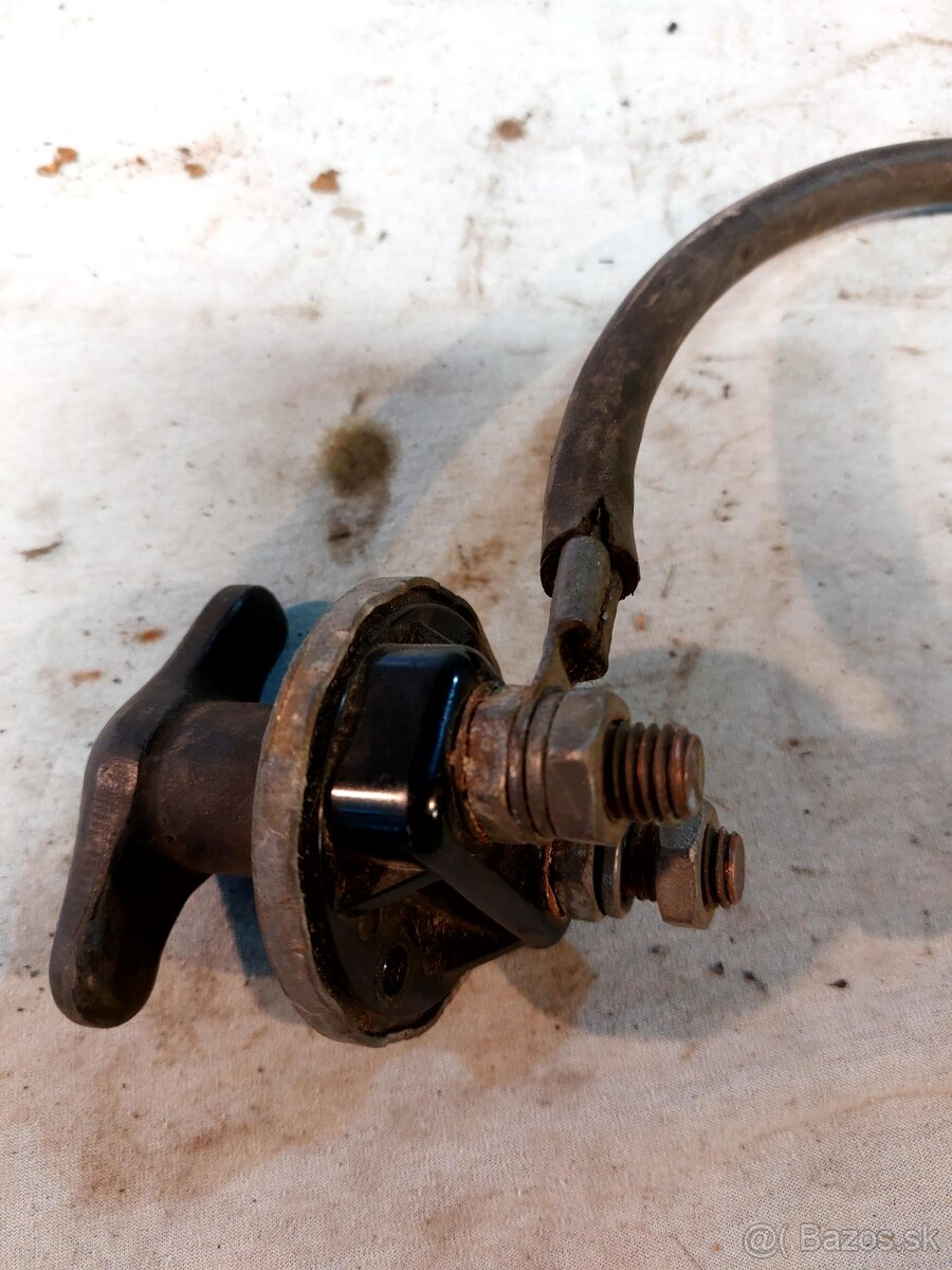 domek riadenia z VZV , volant 805,odpoj. baterie ,spodne oko - 3