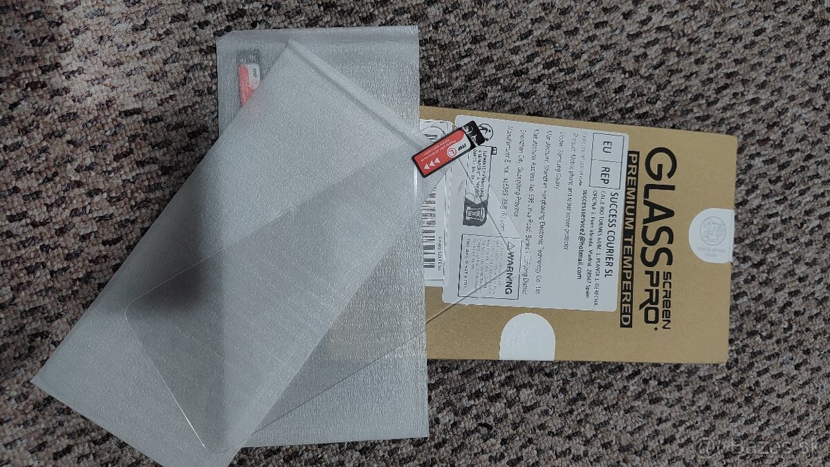 kryty a skla na Iphone 12 a 12mini, Samsung S21fe a nabku - 3