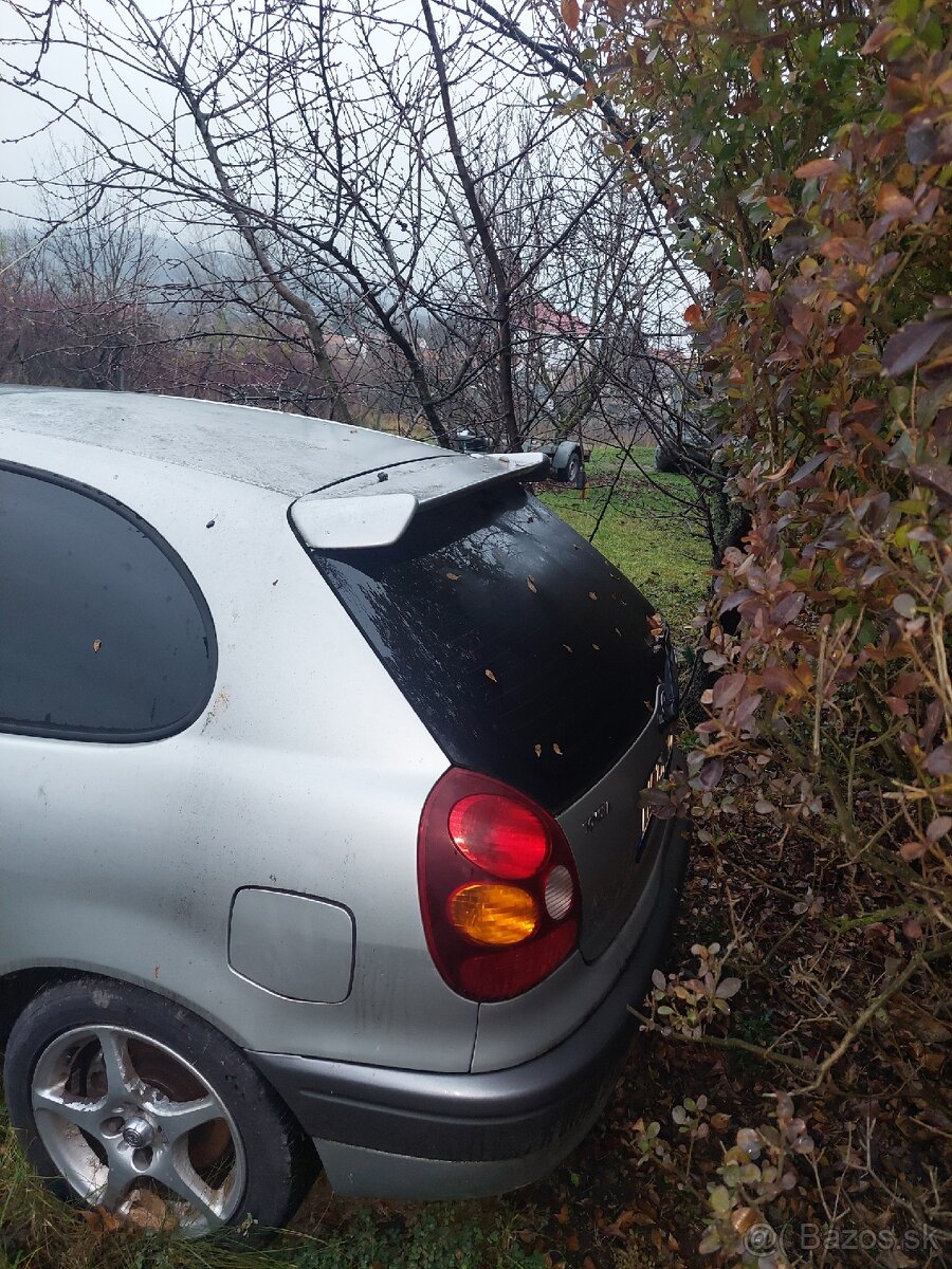 Predam Toyotu Corollu - 3