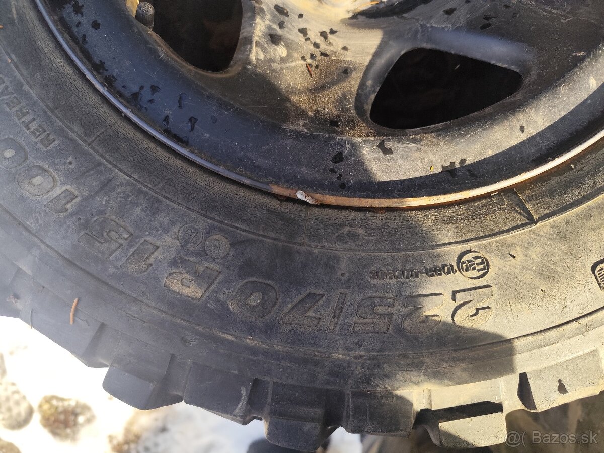 Protektory 225/70 r15 off road - 3
