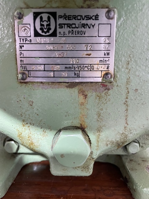 Prírubový motor a motor s prevodovkou - 3