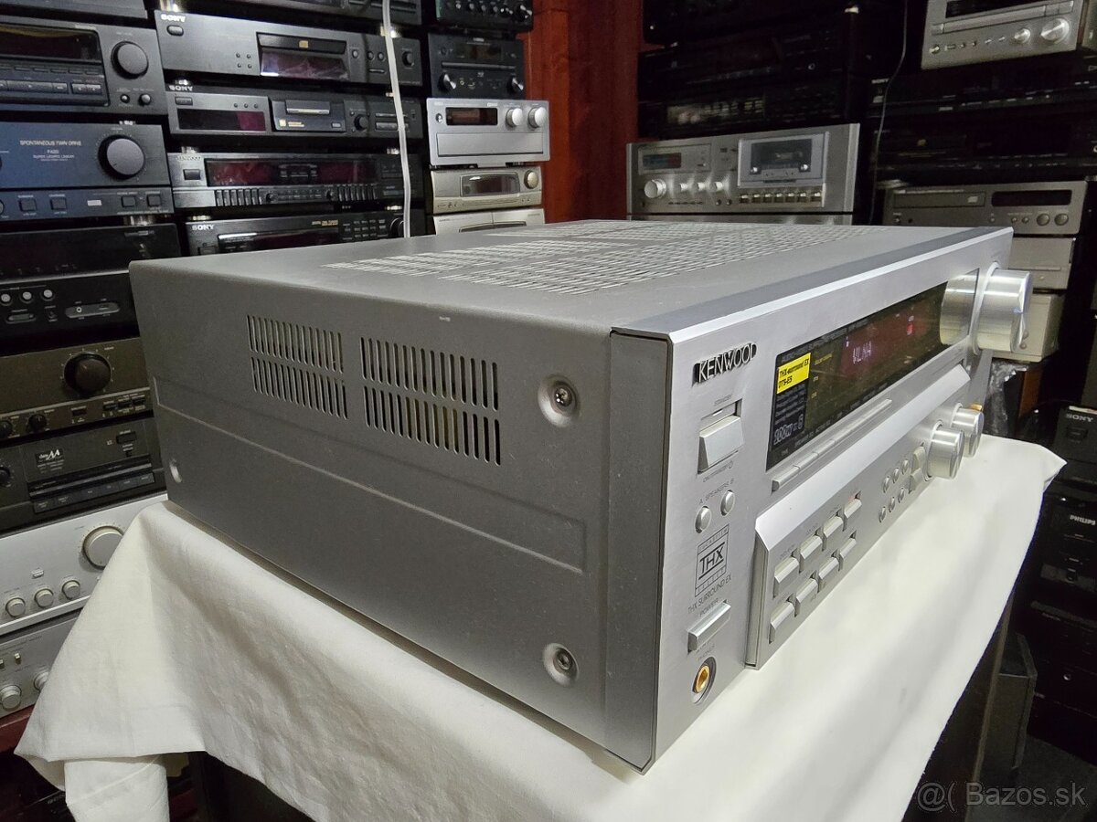 Kenwood KRF-X9070D top av receiver - 3