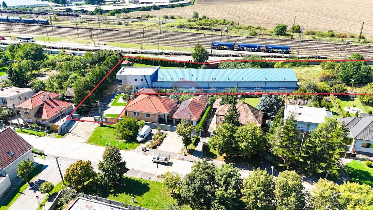 Na predaj: Obchodno-skladový areál s možnosťou vlečky – Sere - 3