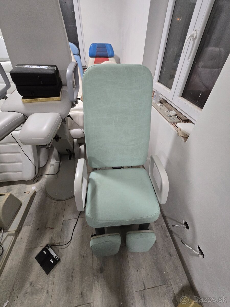 Elektrické Pedikérské křeslo AKCE zelené gerlach - 3