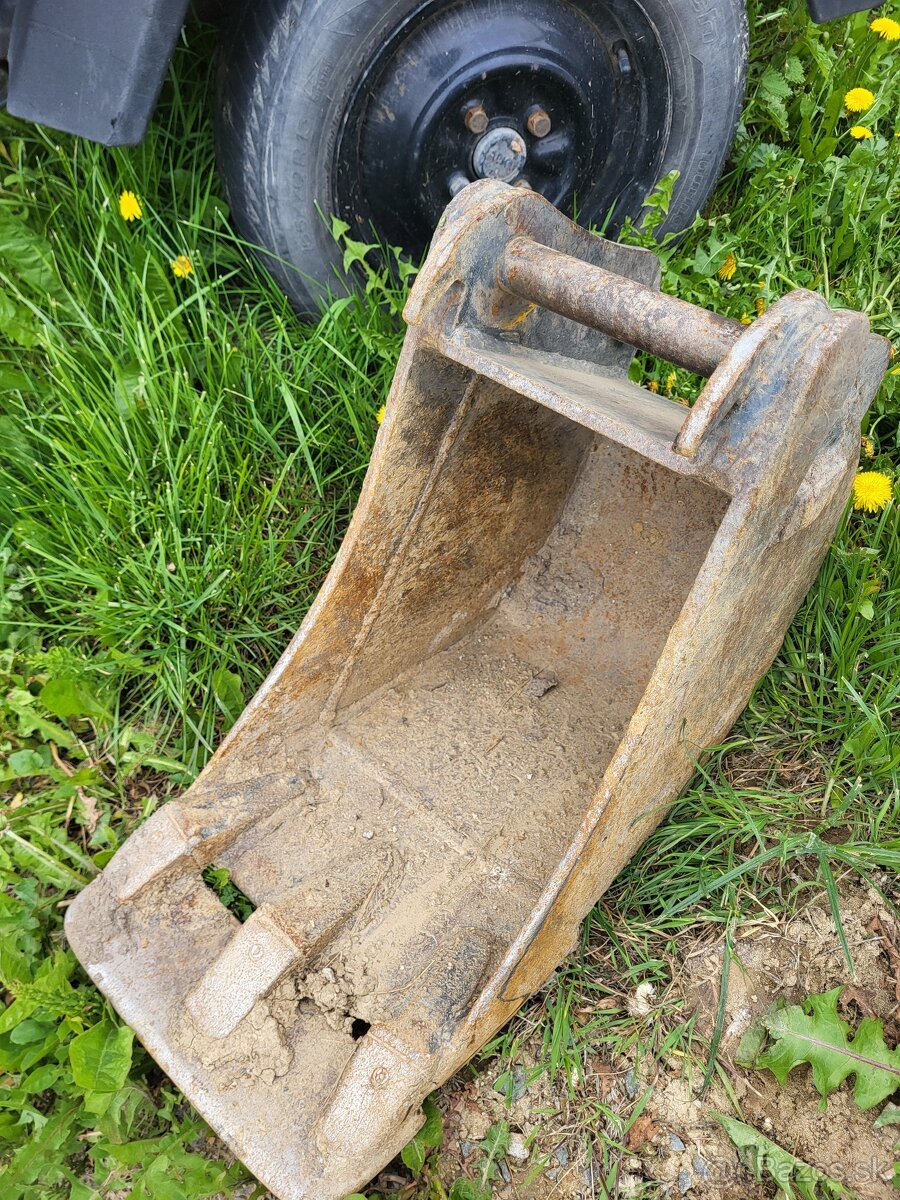 Ponúkam výkopové práce minibagrom. - 3