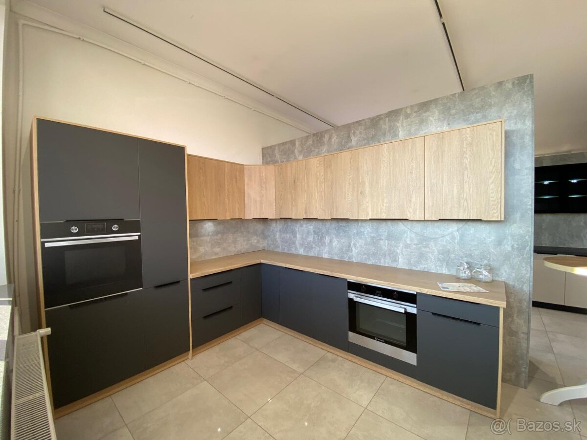 Kuchynská linka – SKLADOM - 3