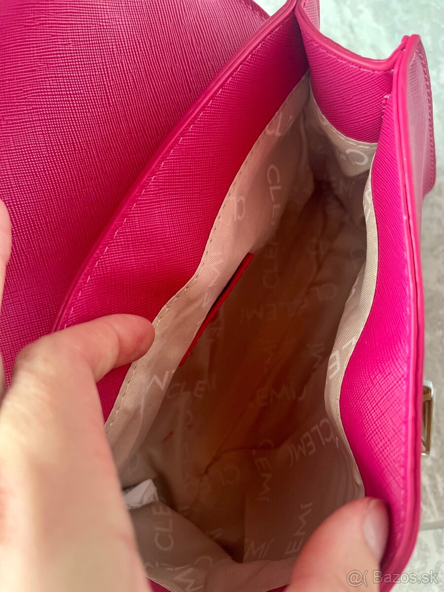 Magentova kabelka - 3