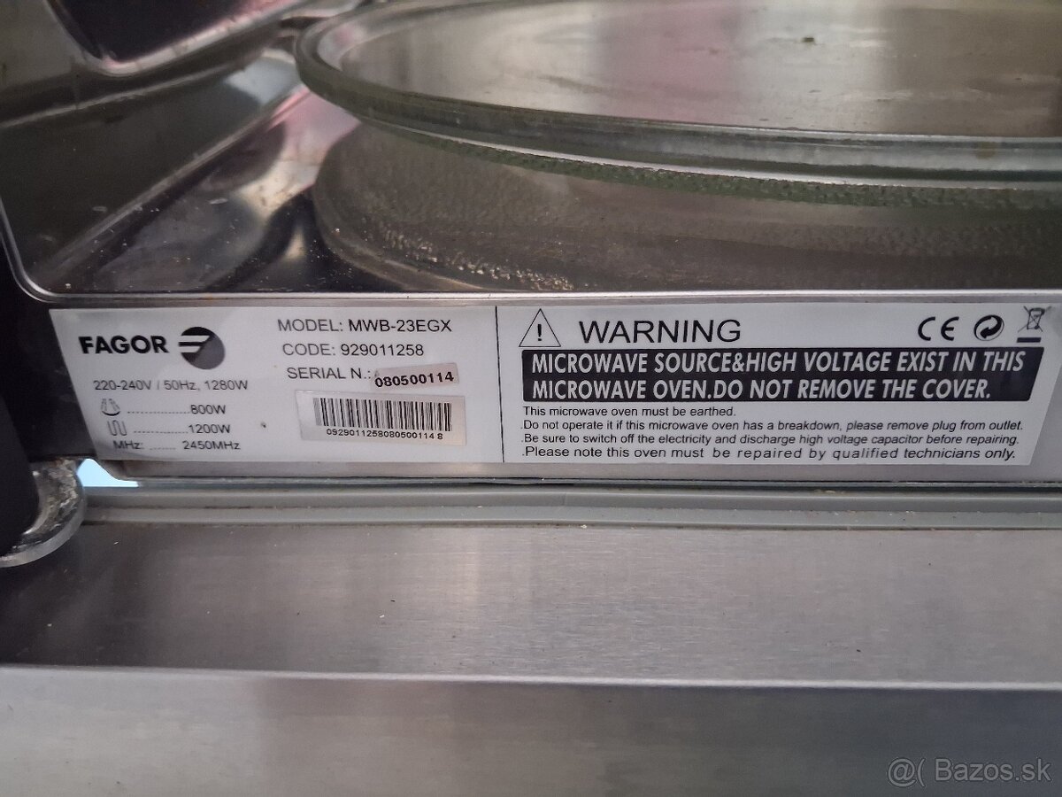 Predam vstavanu miktovlnku Fagor - 3