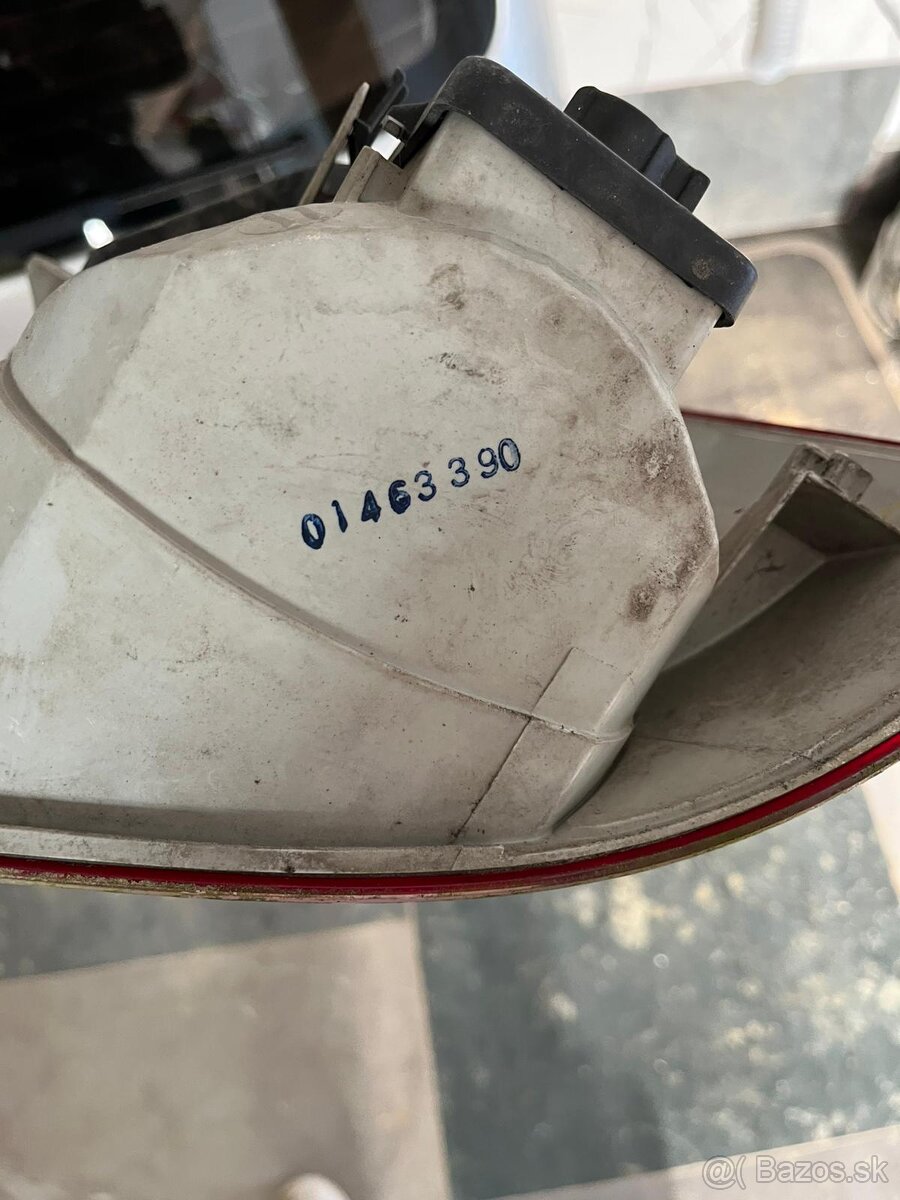 Zadne svetla VW Touran - 3