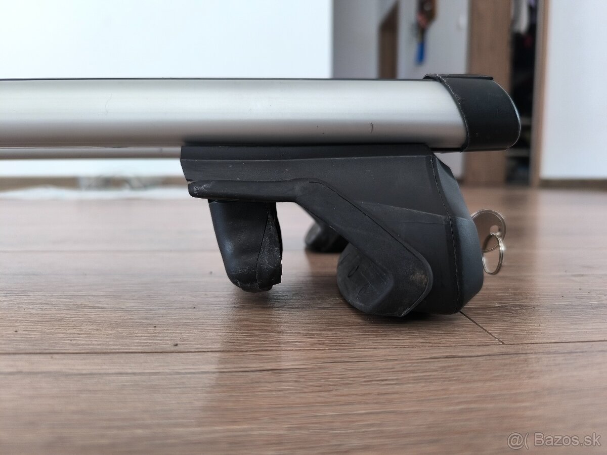 Strešné nosiče Hakr - 3