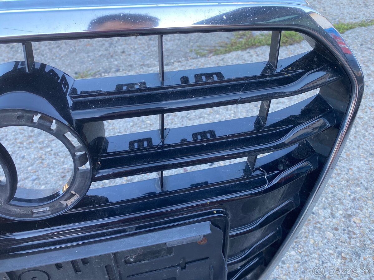 Audi a6 c7 predná maska mrezka - 3