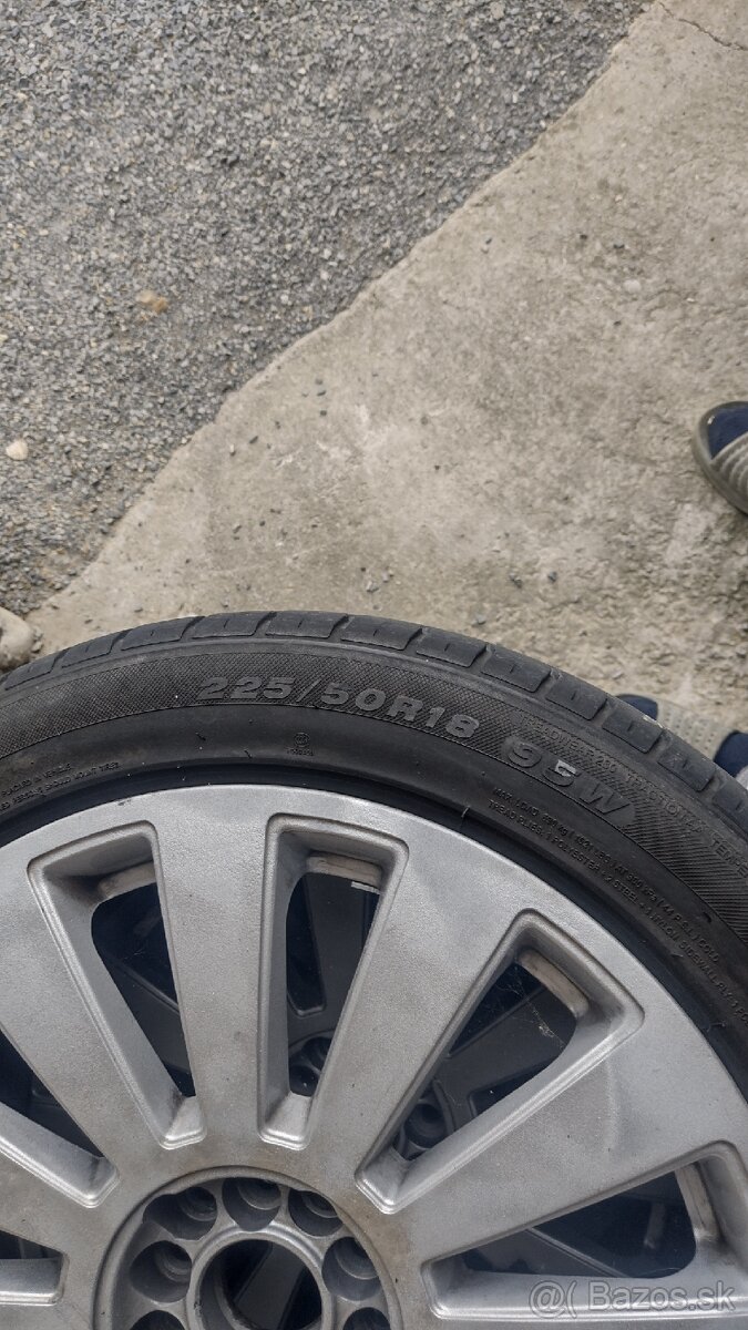 5x100 5x112 r18 et 35 8j - 3