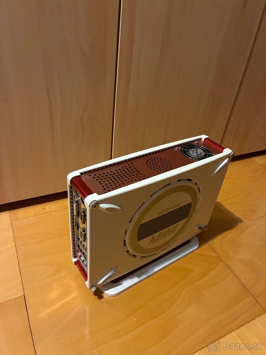 Mini stolný počítač - 3