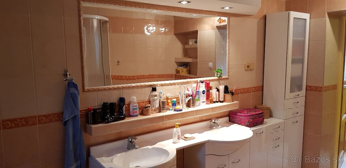 Veľký rodinný dom v obci Očkov - 3