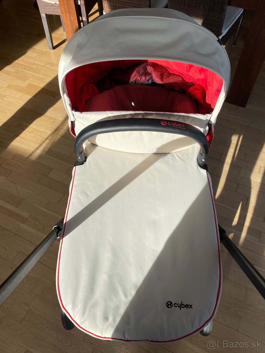 Cybex Priam Ferrari silver grey - 3