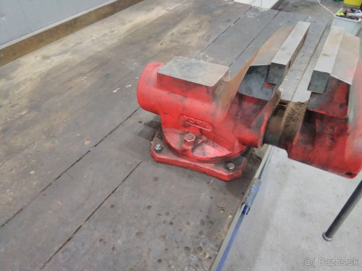 Predám pracovný dielenský stôl - 3