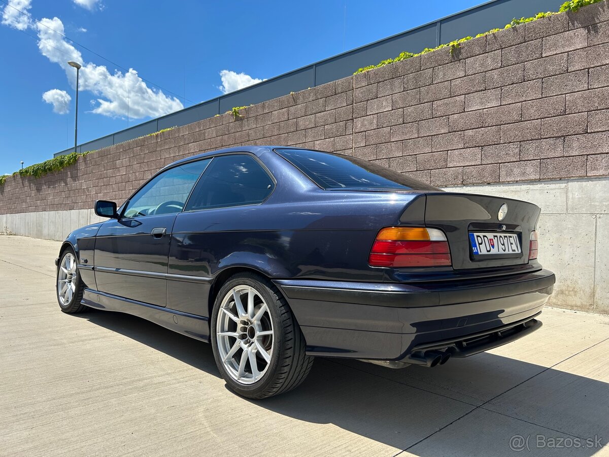 BMW E36 320i - 3
