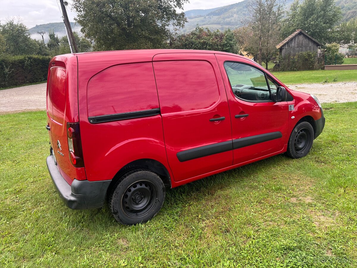 Citroën Berlingo 1.6 Hdi 3 miestna verzia