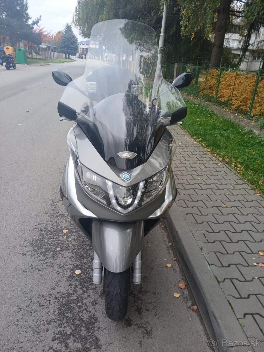 Piaggio x 10 Executive 500,ABS,ASR - 3