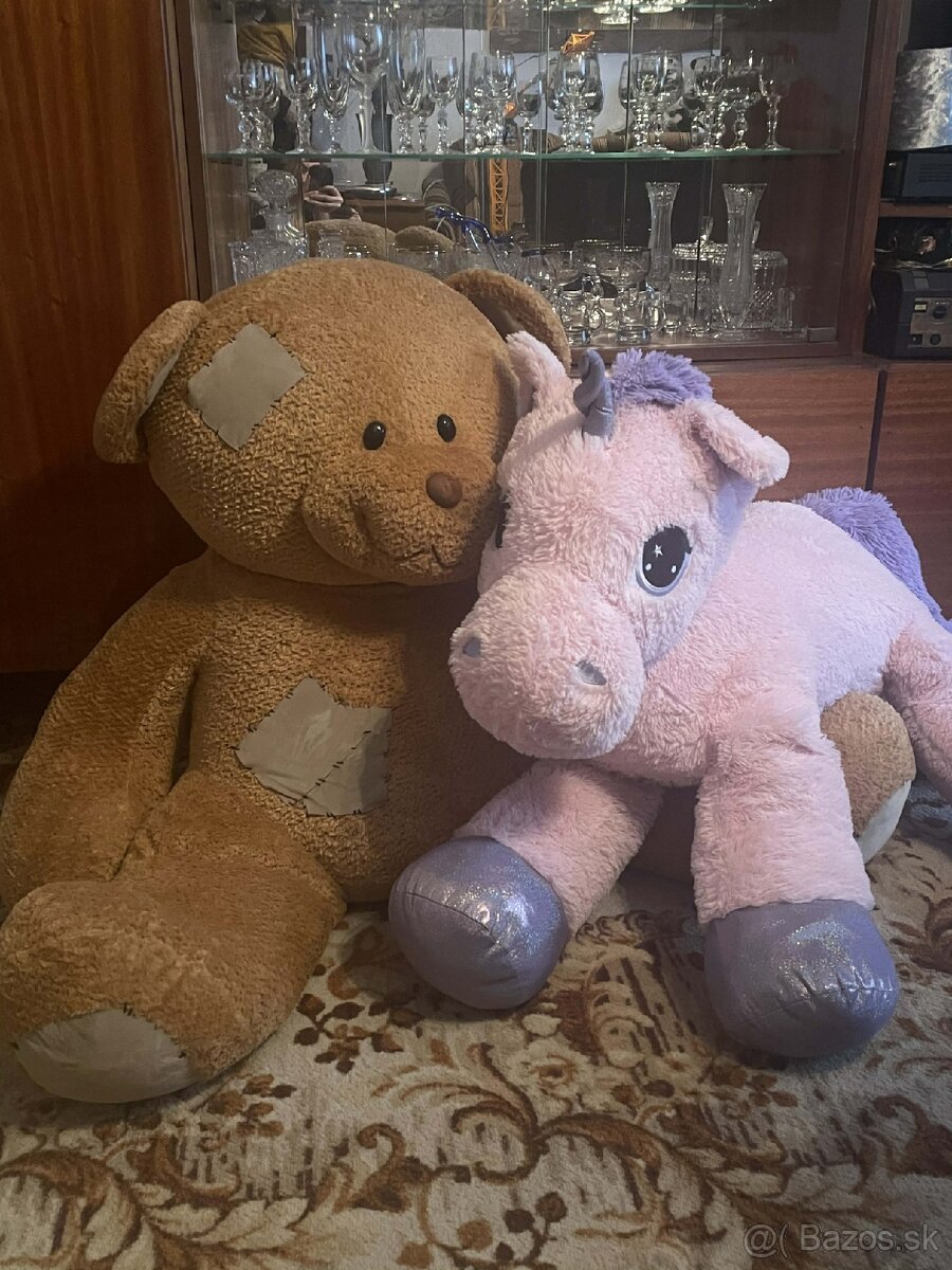 Predam veľkých plyšakov kus 30€ - 3
