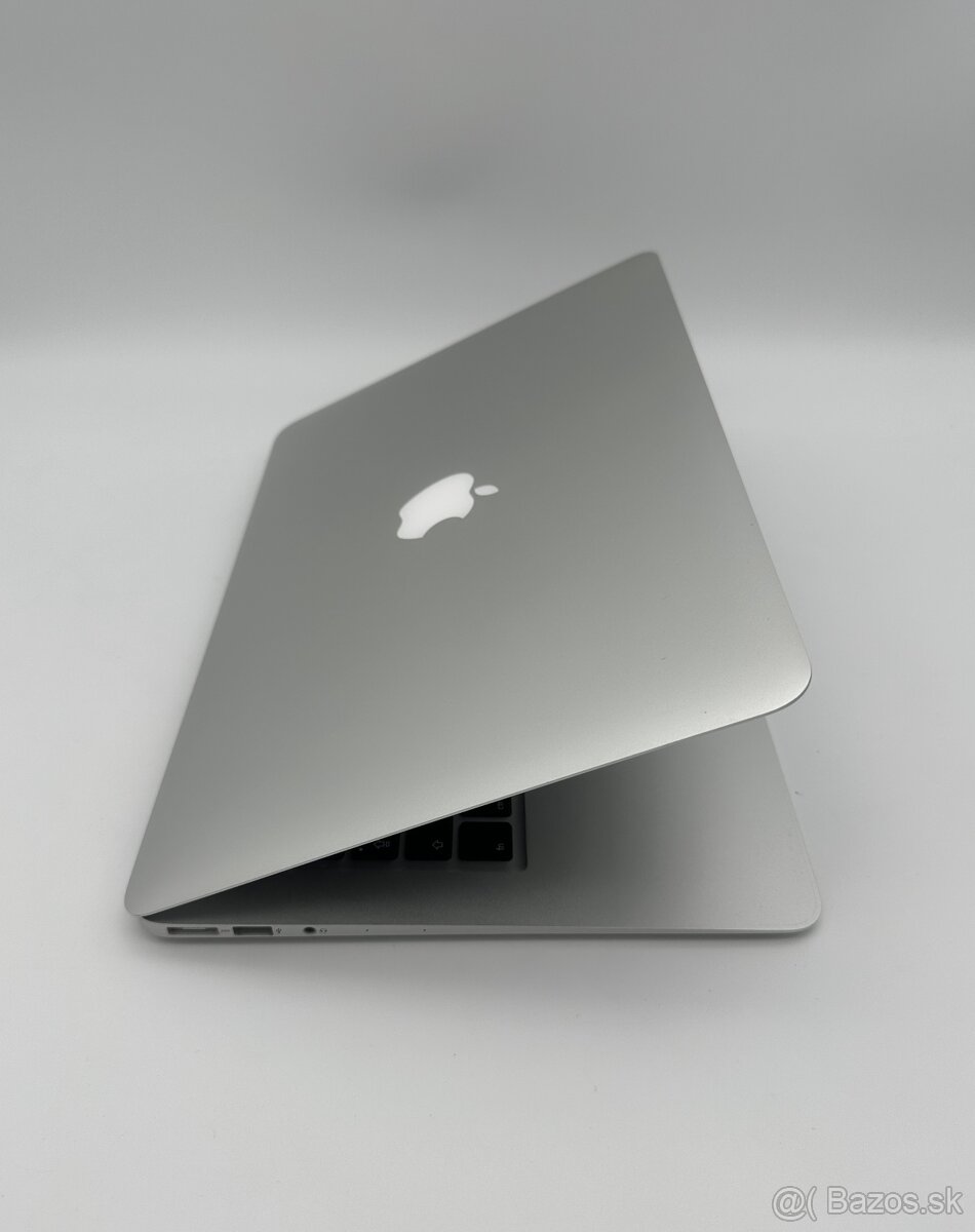 MacBook Air 13" 2015 CTO Silver + ZÁRUKA - 3