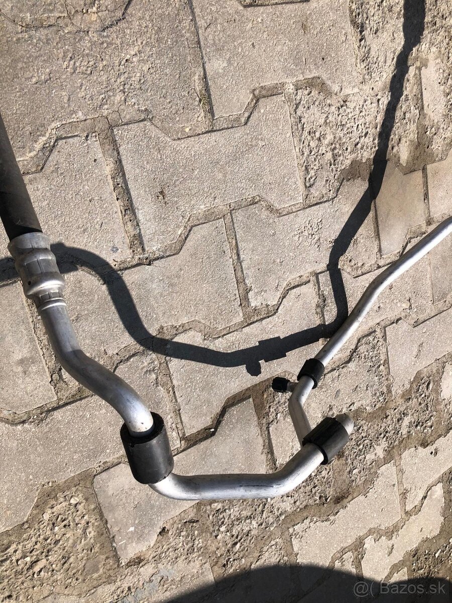 VW GROUP - Hadica klimatizácie 1K0820743CD - 3