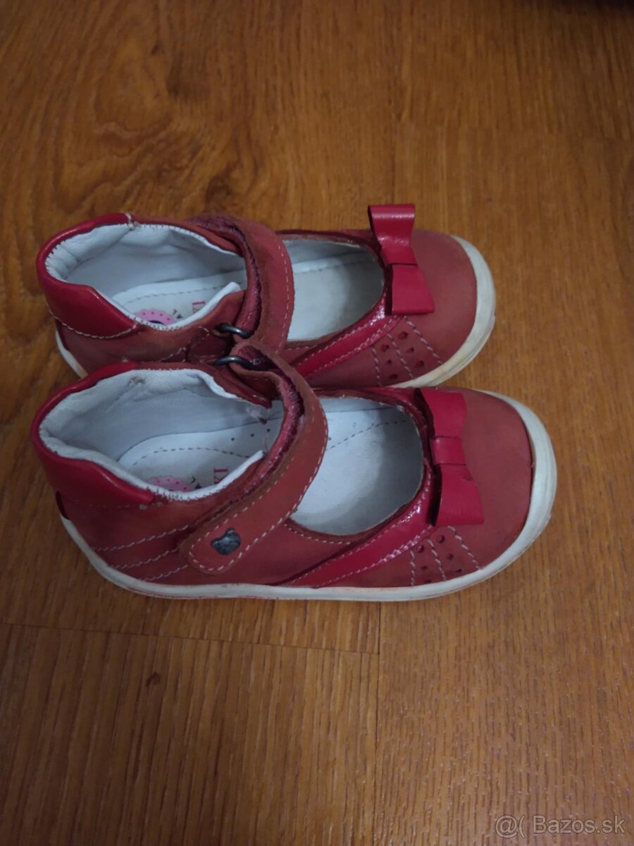 Dievčenské topánky, sandálky č. 21 - 3