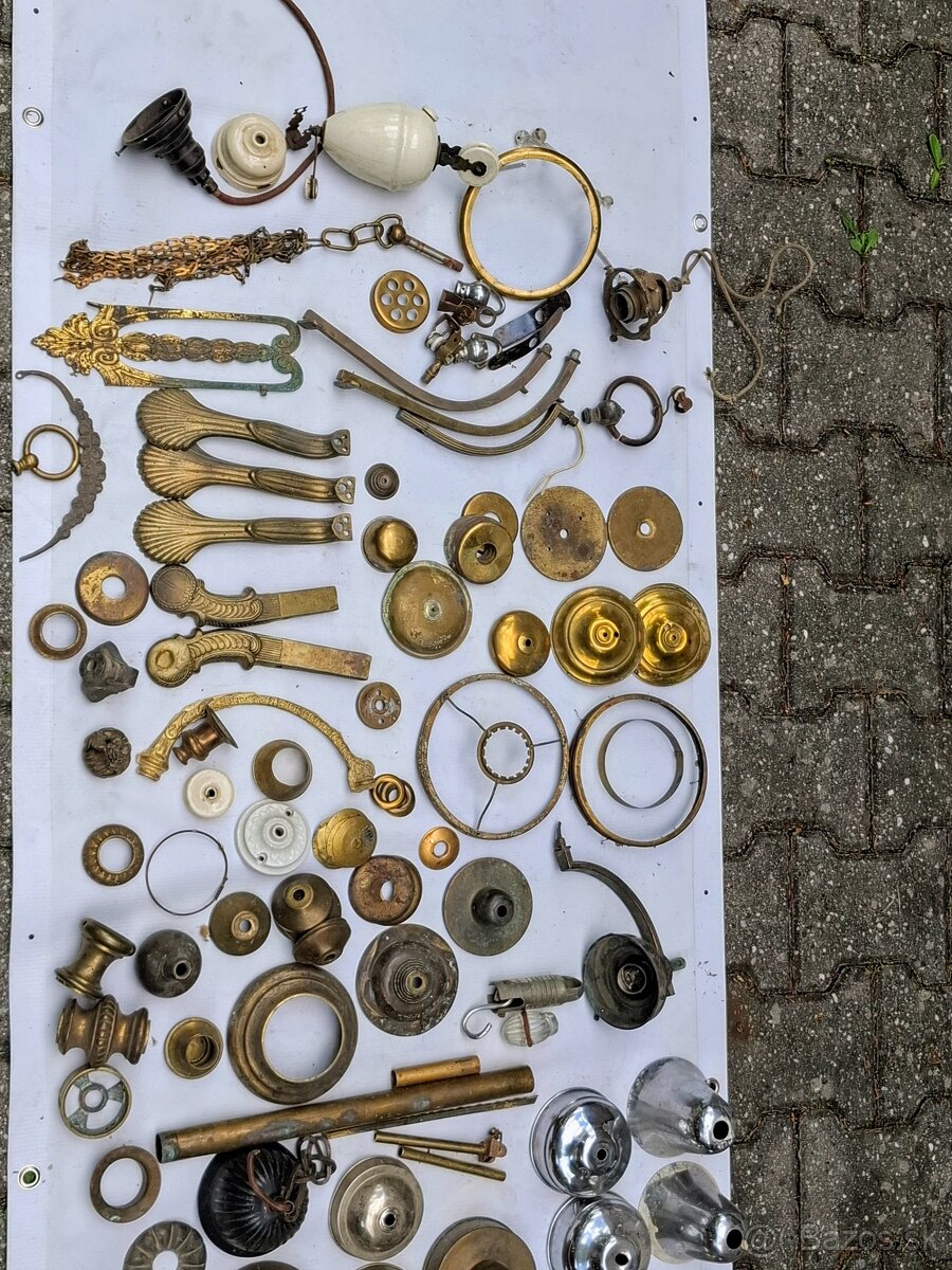 STAROŽITNÉ NÁHRADNE SÚČIASTKY - 3