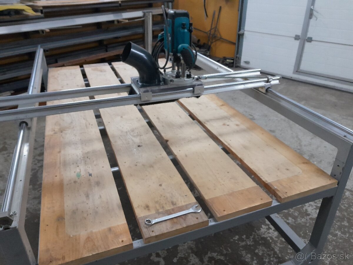 Frezovaci stôl - 3