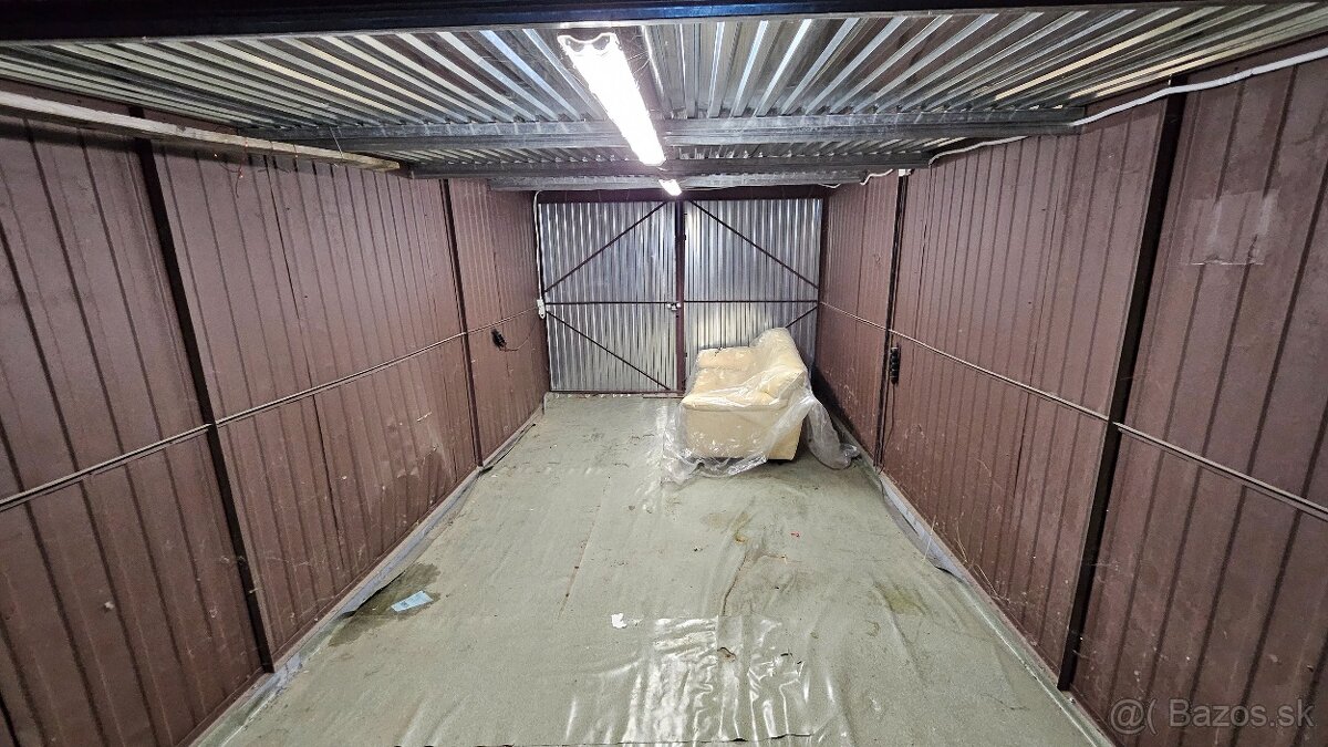 Predám plechovú garáž 6x3m - 3