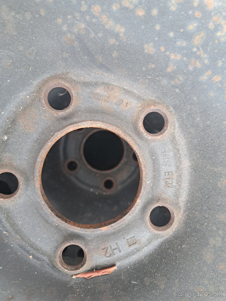 Sada 4ks plechovych diskov + sada 4ks zimnych pneumatik - 3